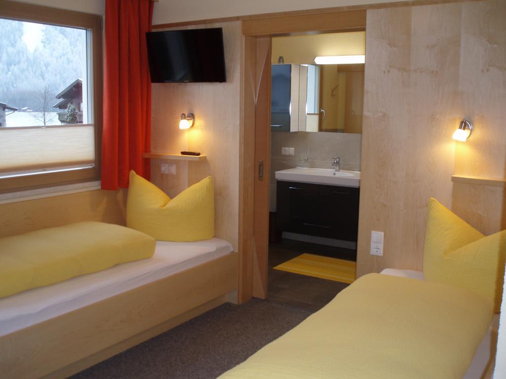 Haus Wiesenblick Längenfeld Kamer foto